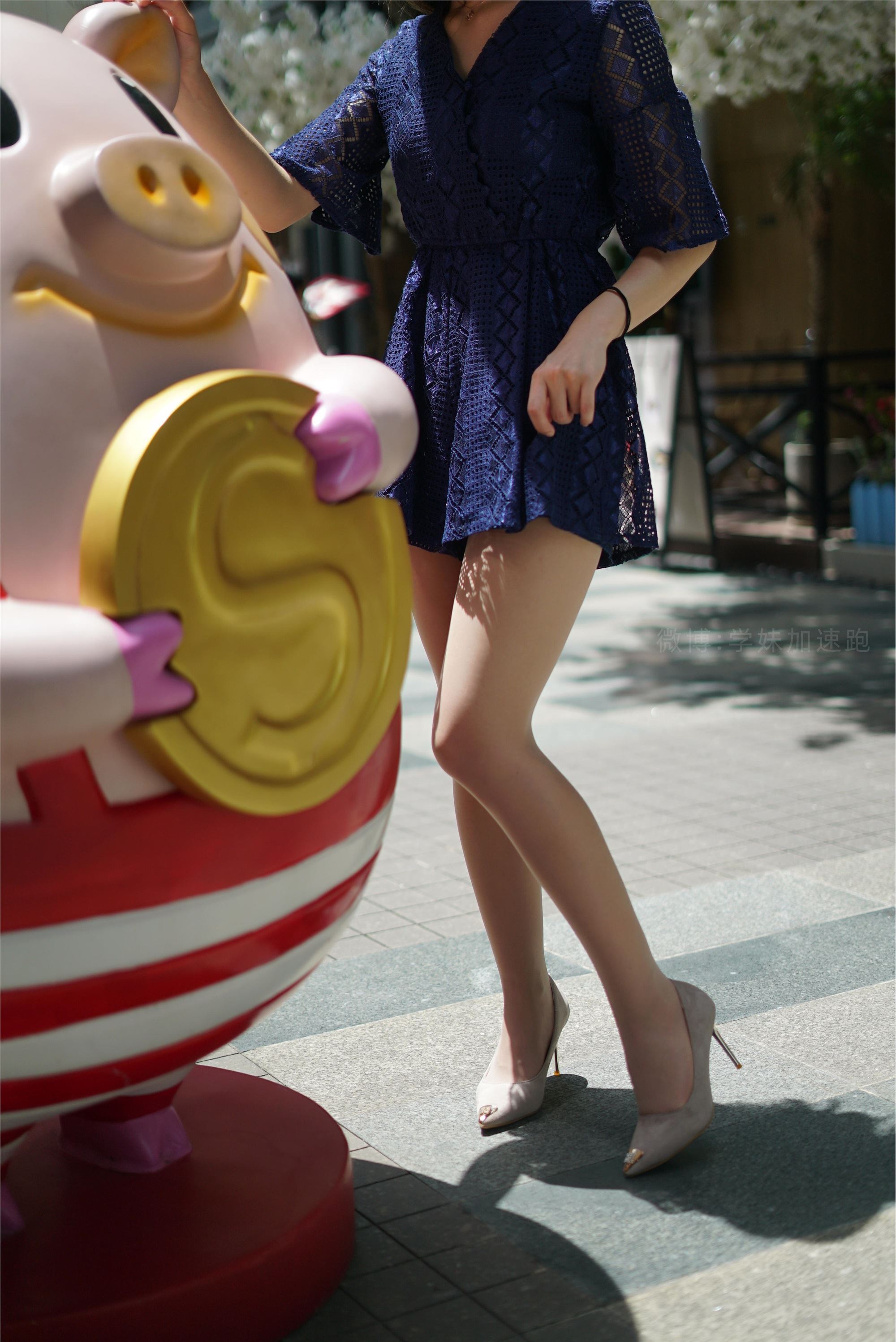 学妹加速跑 XM050《艳阳下的美-敏儿》